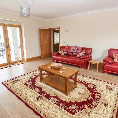 Grooms Quarters At Pant Y Gaseg Farm Ammanford Extérieur photo